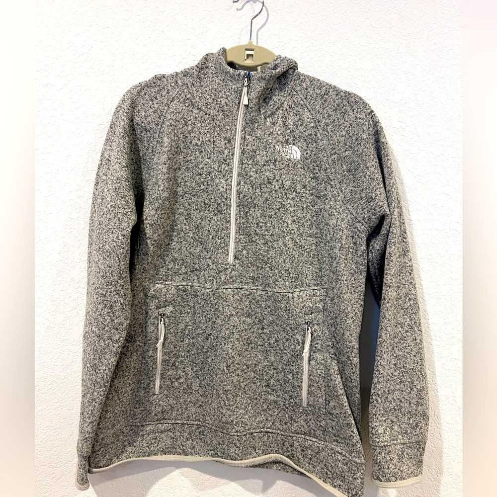 Women’s NorthFace 1/2 zip sweater hoodie